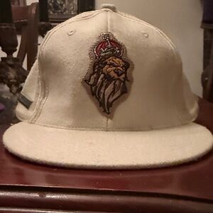 LRG fitted hat men’s size small (71/4)